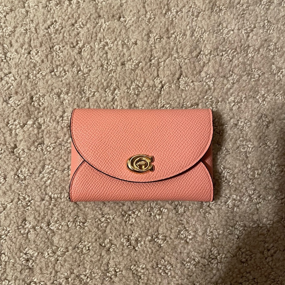 Sold 🛑 Coach coral card holder